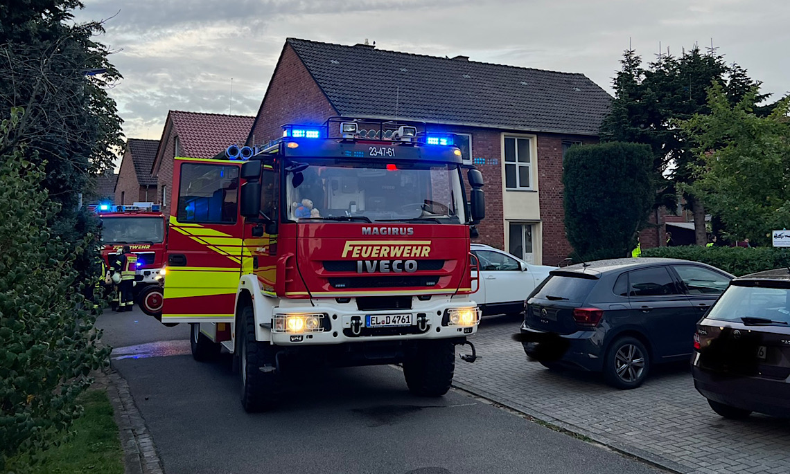 Lingen – Vier Bewohner mit Verdacht auf Rauchgasvergiftung ins Krankenhaus gebracht