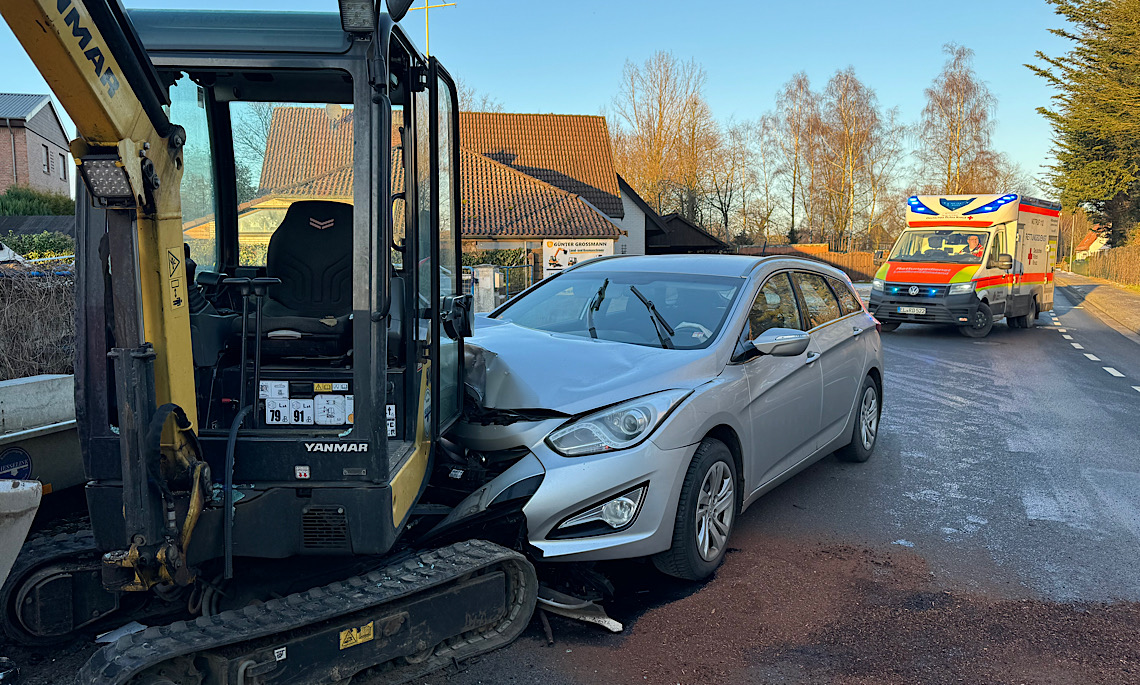 Haren – Vier Verletzte nach Unfall auf Rakener Straße