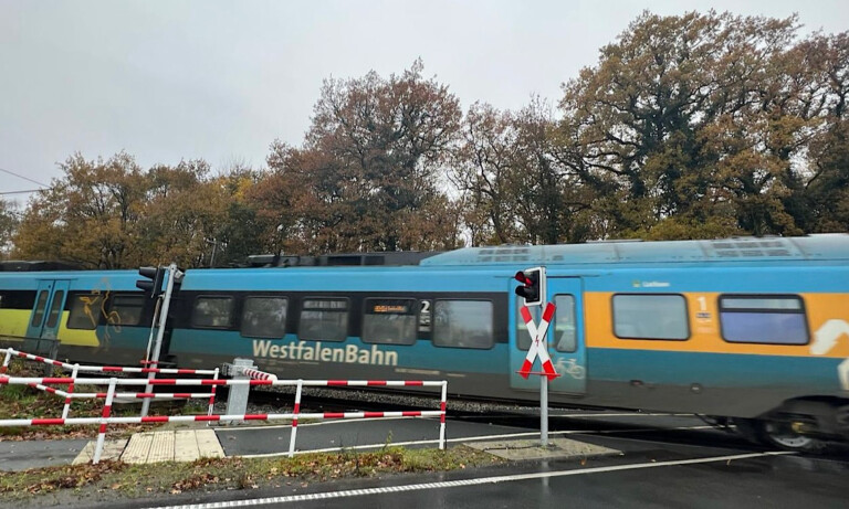 Fresenburg – Bedarfsschranke beschädigt – Unfallflucht