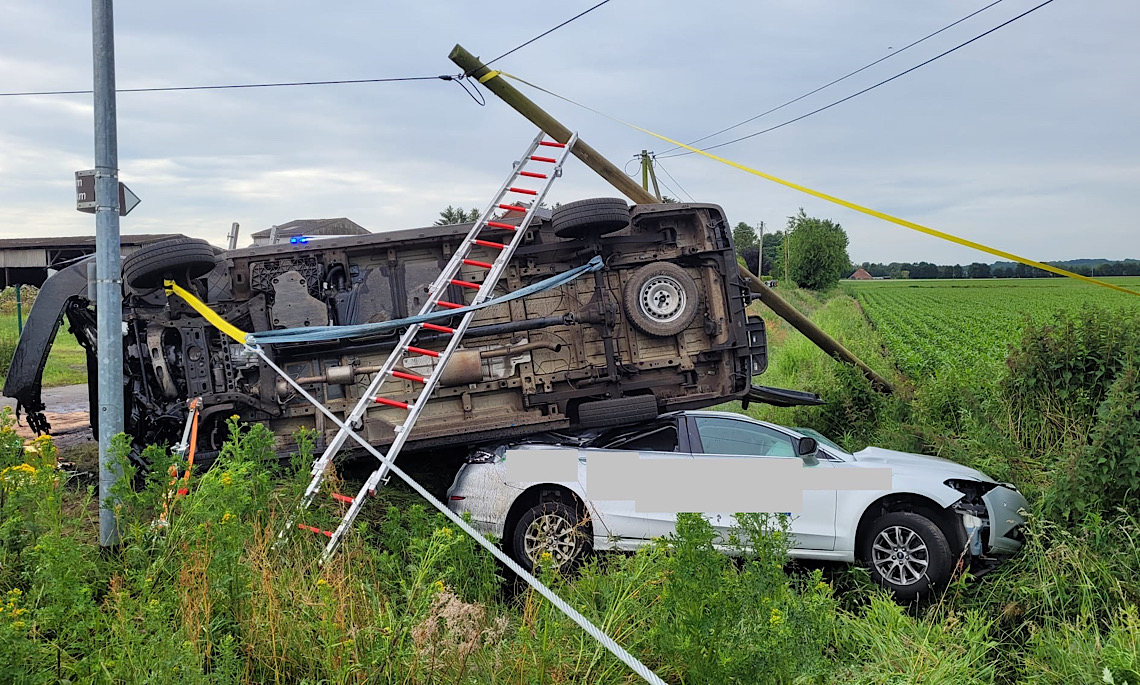 Surwold – Drei Verletzte nach schwerem Unfall