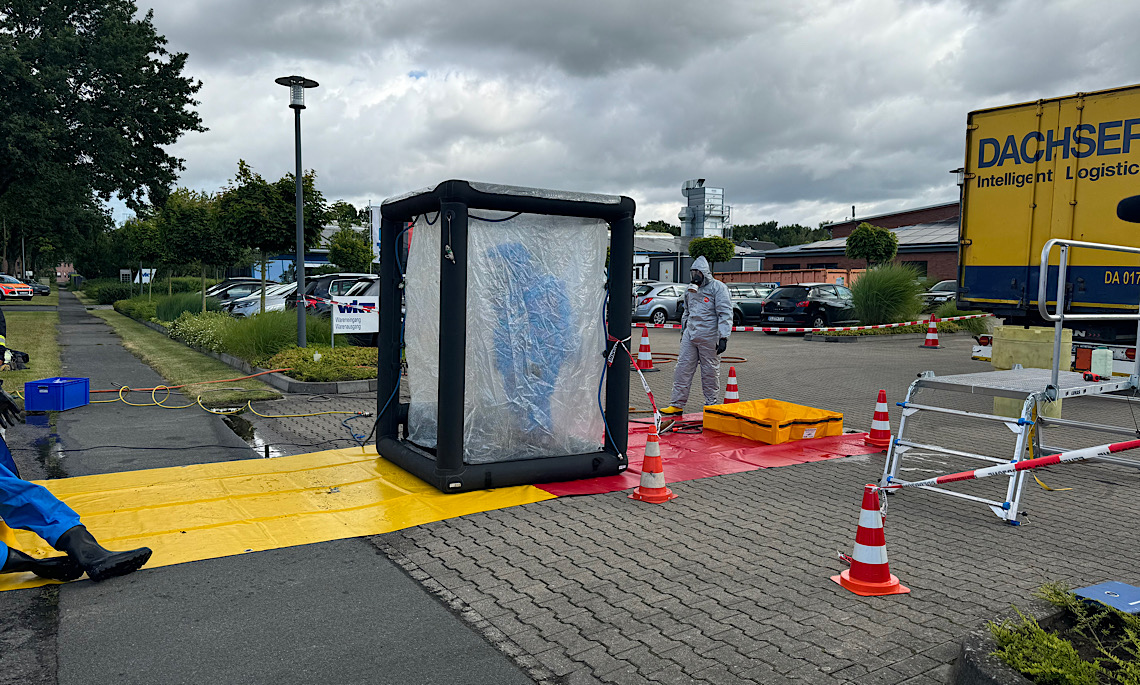 Geeste – Gefahrguteinsatz auf Firmengelände in Daimlerstraße