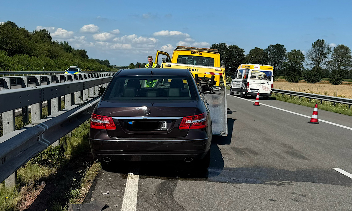 Lathen – Mercedes von Wohnmobilen auf A31 abgedrängt