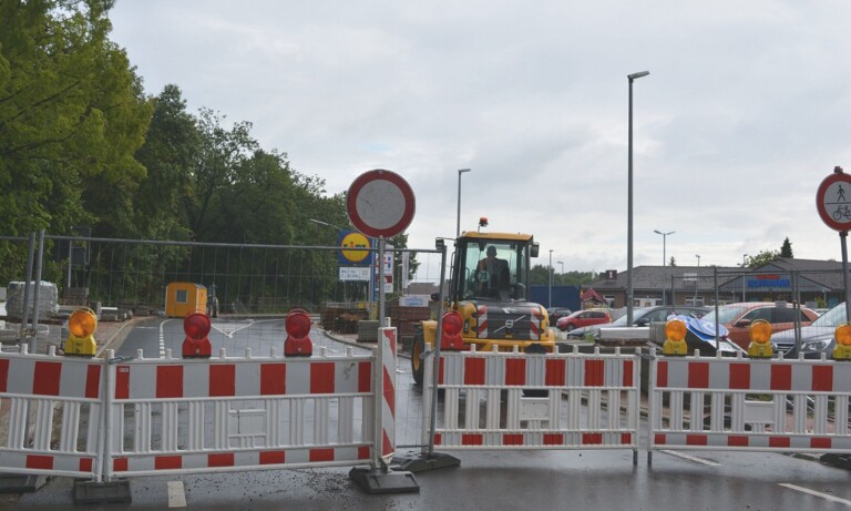 12 von 24 Kilometern Landesstraße erneuert: Niedersächsische Landesbehörde und die Gemeinde Geeste bringen Sanierungsmaßnahmen zum Abschluss