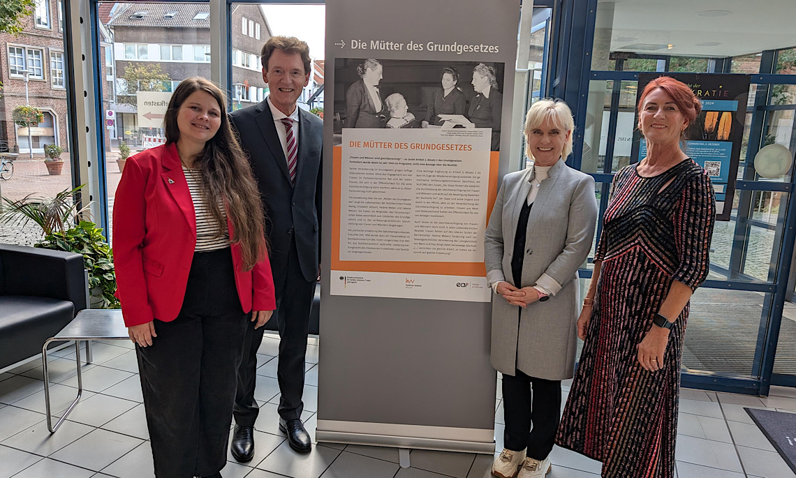 Eröffnung der Ausstellung “Mütter des Grundgesetzes” am Tag der Deutschen Einheit