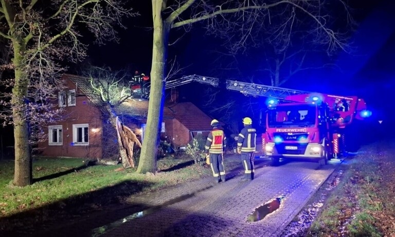 Sturmtief im Emsland: Papenburger Feuerwehren fünf Mal im Einsatz