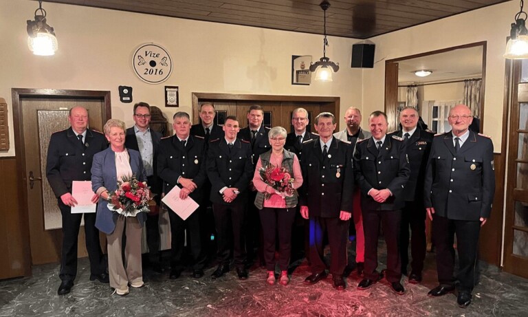 Ehrenbrandmeister Bernhard Rolfes 50 Jahre in der Feuerwehr Lahn