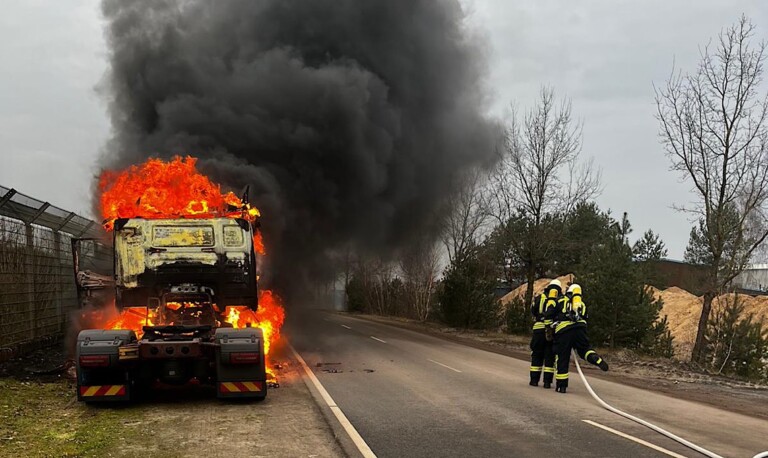 Haren – Lkw-Fahrer erleidet schwere Brandverletzungen