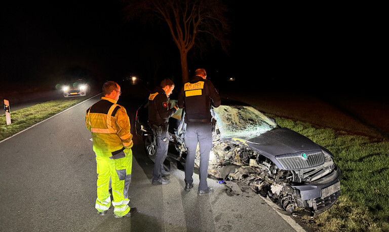 Haren – Pkw-Insassen flüchten nach Unfall